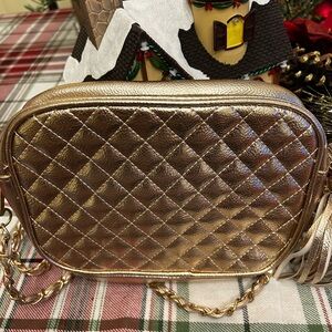 Chic Quilted Gold Crossbody Bag